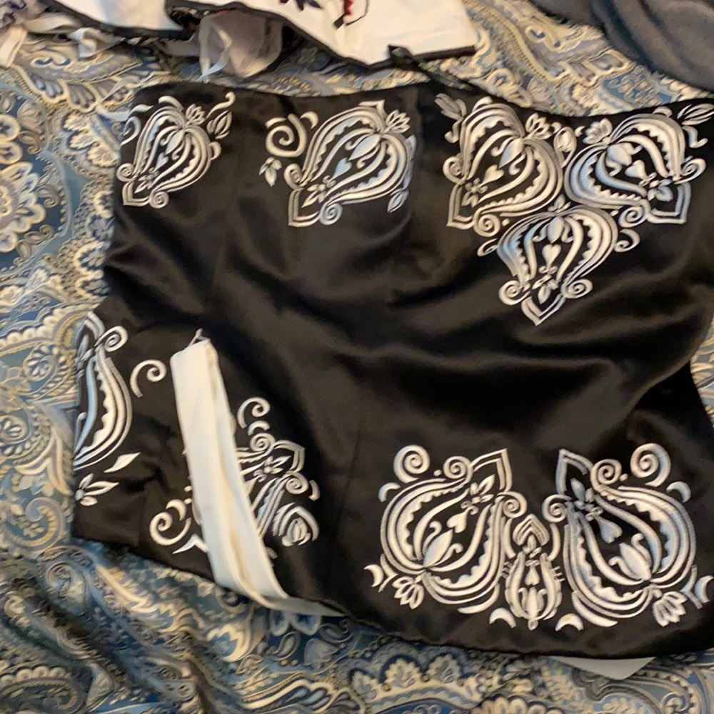 Black and white embroidered bustier
